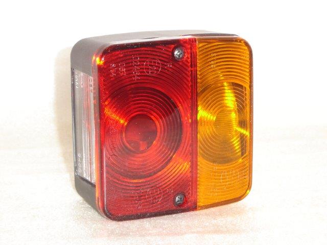 Rear lamp (Stop/Tail/DI, square)